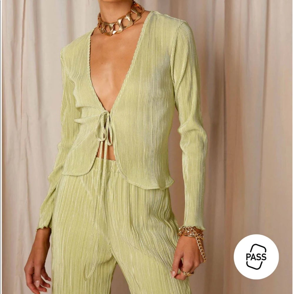 Peppermayo Barcelona Nights Tie Top and 90s muse pants in Sage